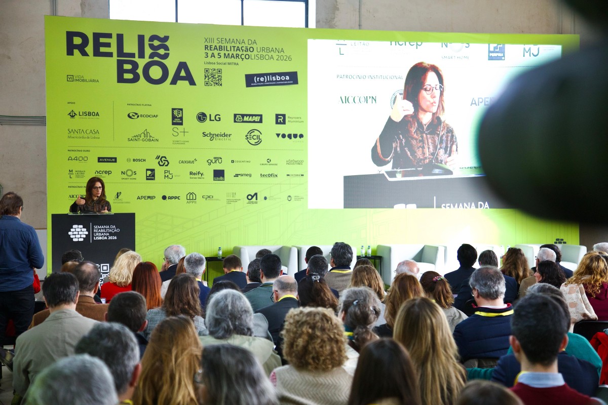 Governo mantém pressão sobre municípios para resolver crise na habitação